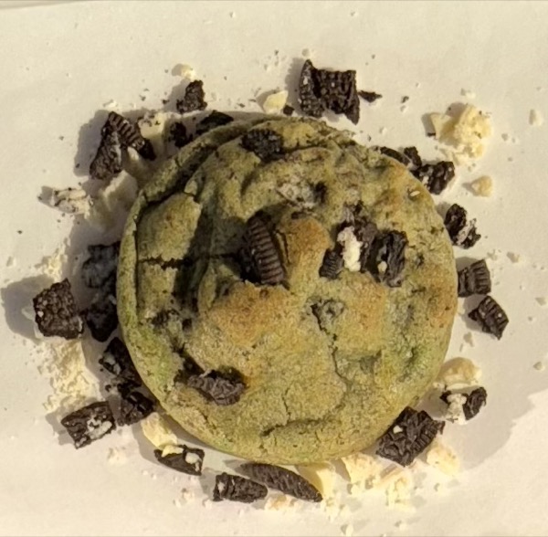 Oreo Grinch Chunks Cookie